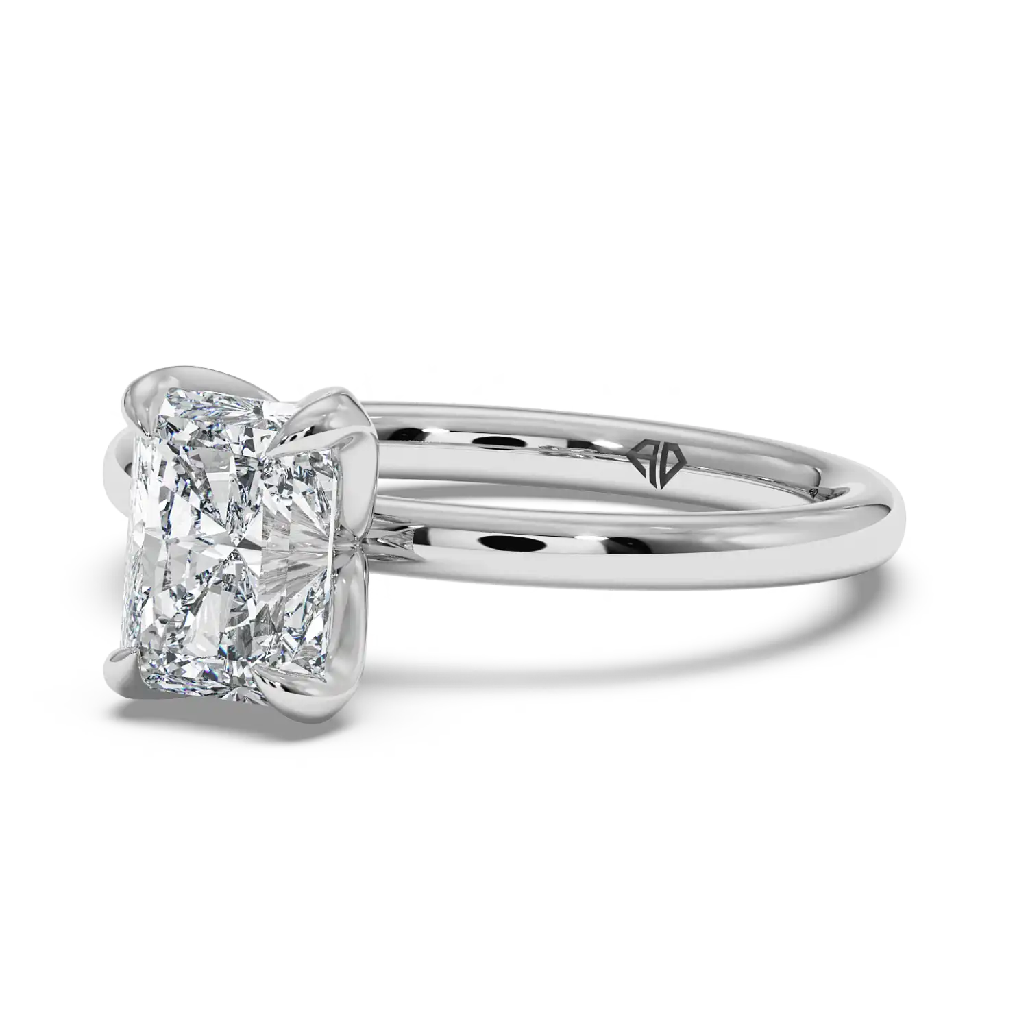18K White Gold Uma Solitaire Engagement Ring